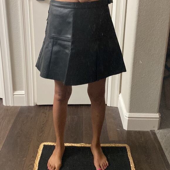 Vintage Newport News leather min skirt flare black avant-garde grunge chic biker - Picture 11 of 11